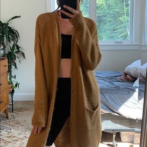 KNITTED BROWN CARDIGAN